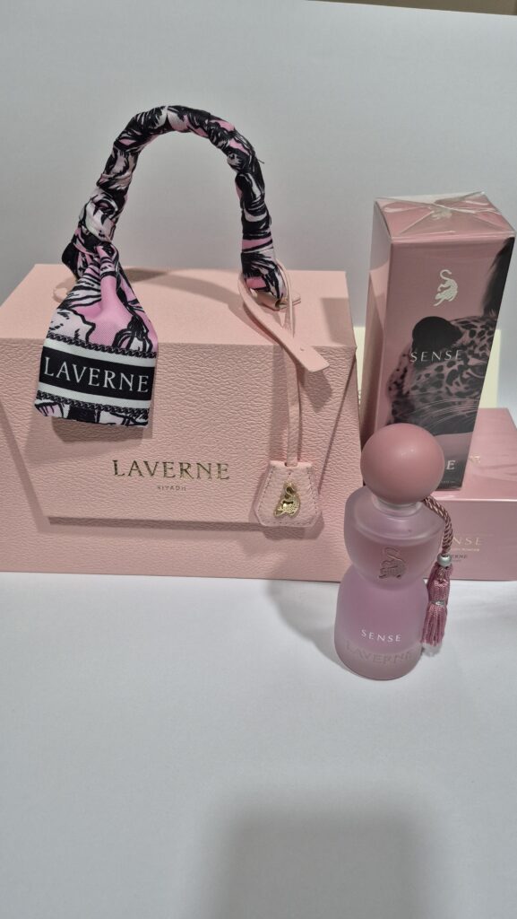 Set Laverne con Caja, Perfume y Body Powder